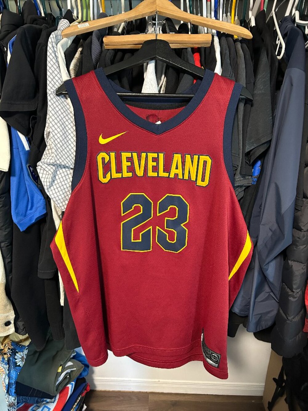 Lebron James #23 Cleveland Cavaliers Nike Basketball Jersey - XL